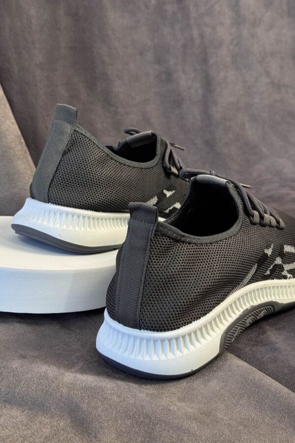 a1dd6154-3188-11f1-ac30-0cc47ae7dc54-8.jpeg Чоловічі текстильні кросівки Loomy: Стиль та комфорт